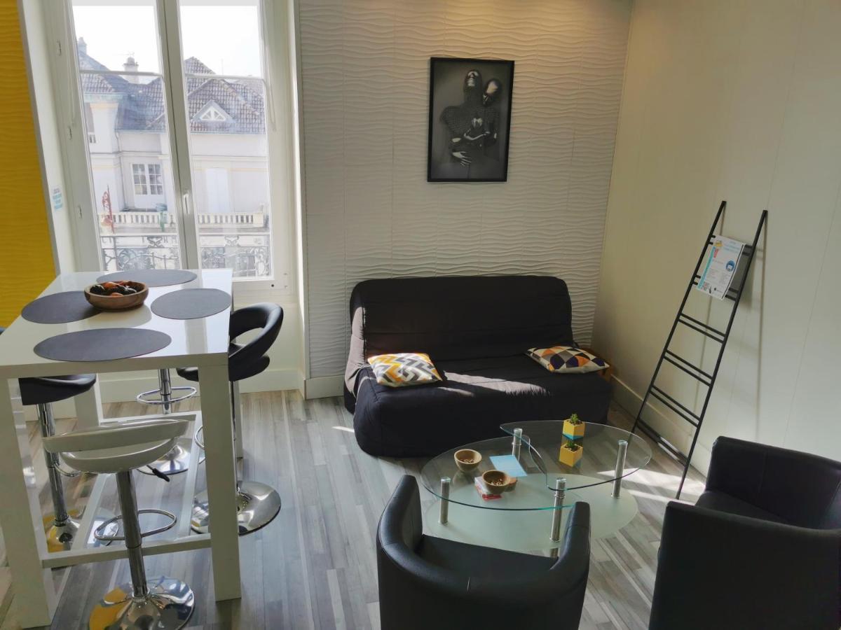 Vittel Loc'S - Le 214, Classe 3 Etoiles Osez L'Experience Exteriér fotografie